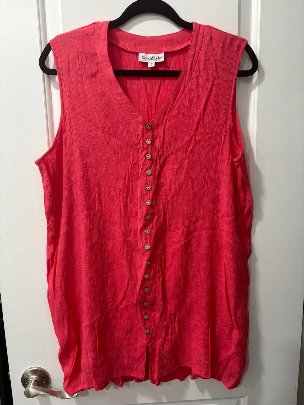 NorthStyle Coral Pink Sleeveless V-Neck Button-Front Tunic